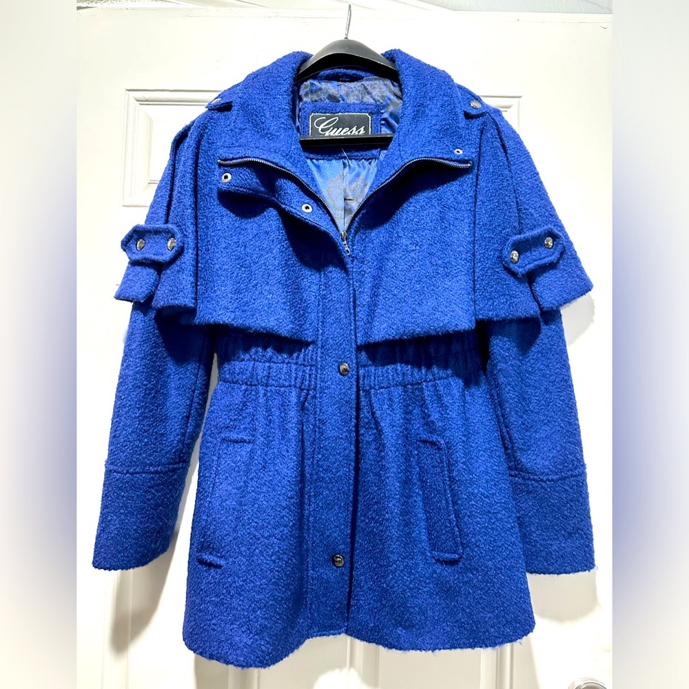 Like new guess coat
